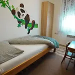 Old Mill 아파트