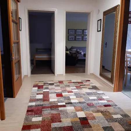 Holiday Old Mill Apartment